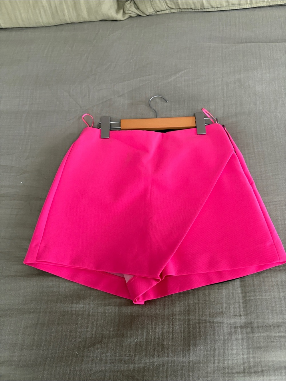 Zara Bright Hot Pink Wrap-Front Skort Shorts
